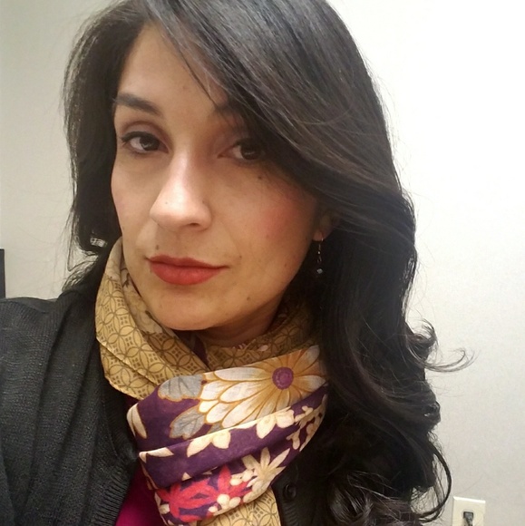 Like to Save my Closet. Don't be shy, make an offer! :) - Picture 6 of 8